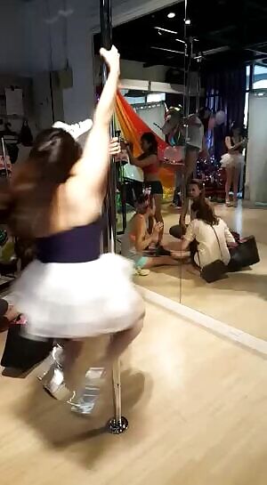 🎄Pre-Xmas Party🦄