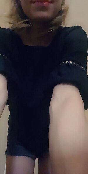 I like this one but just noticed my shirt was on inside out 🙈 oh well, here’s my pussy ;) 34