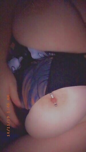 Piercing play 💋👻