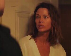 Scottie Thompson peeky plot in 'Crown Vic'