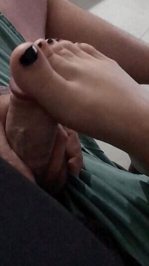 Loved making husband cum last night. Be sure to check out our Onlyfans for the full video. Here’s a teaser...