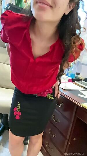 Boss said I had to be clocked in, didn’t say anything about having to wear panties 🤷🏻‍♀️