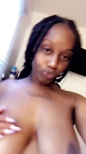 naaydaebony