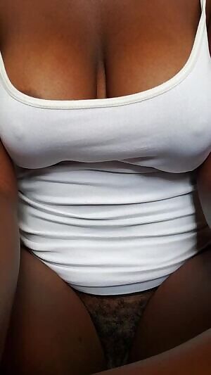 Daddy wants me to tease you with his toys ❤️