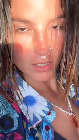Fake Lips Big Tits Boobs Kiss