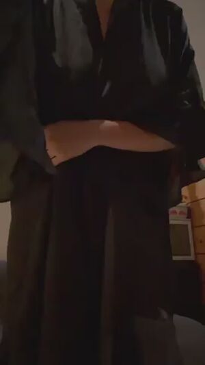 Horny Cougars Amateur Babe Big Tits