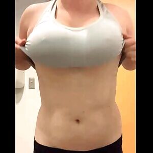 I’ve been into doing titty drops lately 😘