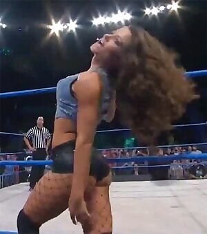 gave Brooke Adams a big load