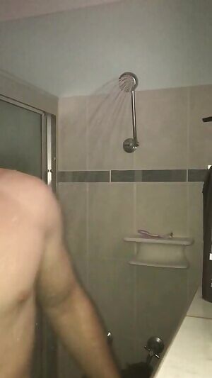 let's have sex in the shower :)