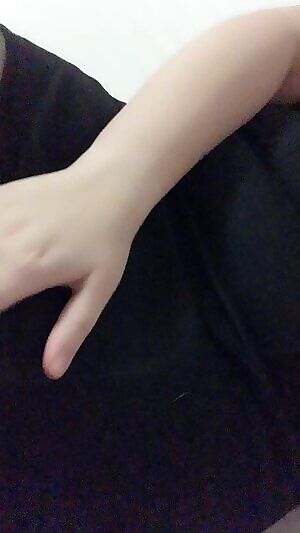 Have you ever wanted your secretary to inate you? 😏 I’m available now for sessions, cock , and more!