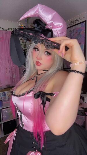 UwU Heaven Big Tits Blonde Boobs