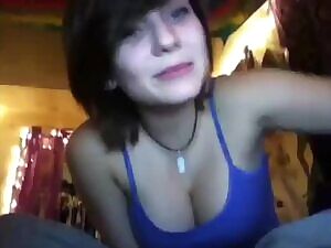Busty 18 year old YouNow flash