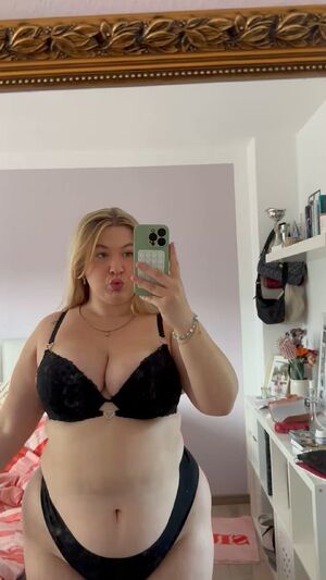 Chubby Lovers Amateur Ass Big Tits