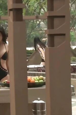 Clara lee Amazing Boobs