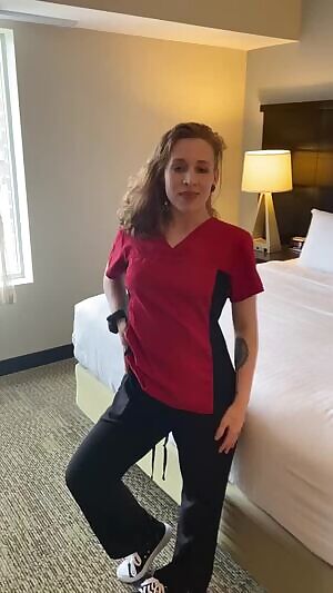 Everyone seemed to really enjoy my first video/gif post! i think i’ll reward you guys with some more... much love from your avorite naughty hotel maid!