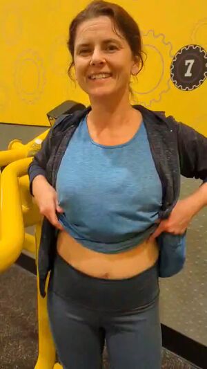 MILFs Over 30 Amateur Boobs MILF