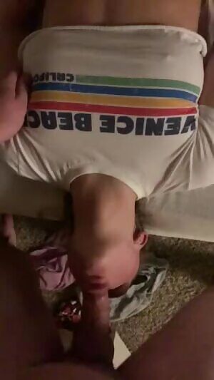 Any unicorns or couples want to join us?? 😈