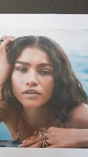 Zendaya getting a little extra sunscreen at the pool