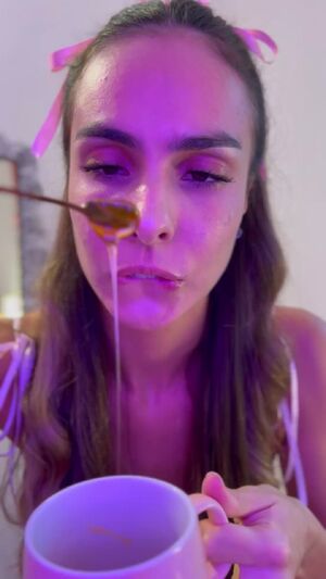Rolling eyes Ahegao Food Fetish Tongue