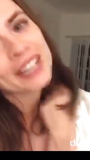 Hayley Atwell’s lil nipslip