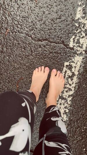 Mom Feet BareFootMilf Foot Toes