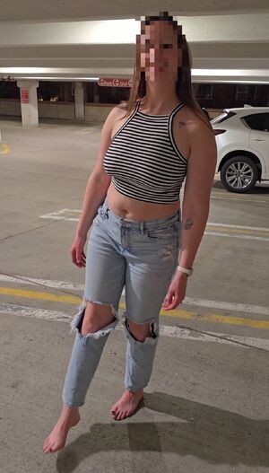 Braless Big Tits Exhibitionism Exhibitionist Flashing