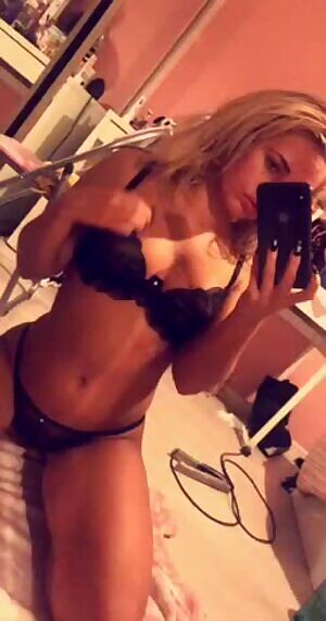 A little tease for my ans ❤️