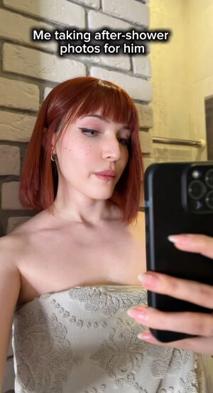 On/Off Big Tits Cum Curvy Egirl