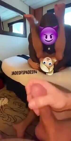 Making hubby watch a real man fuck his pussy 💦😈