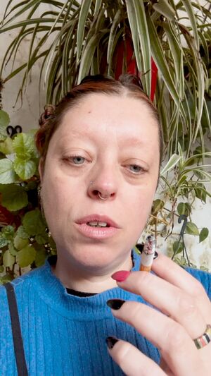 Reddit Creators OnlyFans Smoking