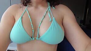 The sun makes e horny! Had to uck him after the beach