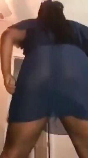 Pissing while twerking