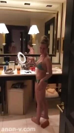 Flashing those nice firm tits on Snapchat! Mmmmm