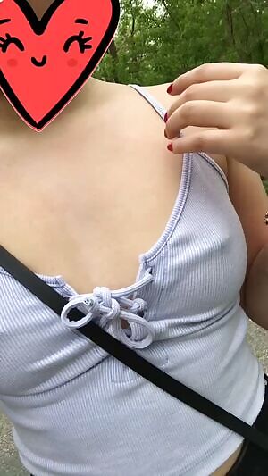 flashing my tit at the park 😜