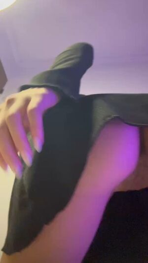 Soles & Holes Amateur Ass From Below