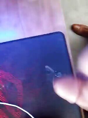 Do we like cumshots? Me 1 Mousepad 0