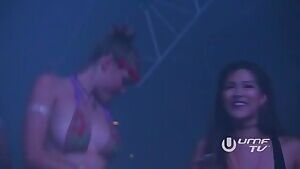 Busty girl at Ultra 2018