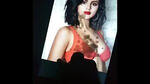 Selena receiving last nights load