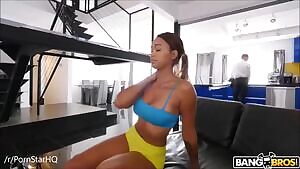 Young Ebony Pornstar Makes Her Butler's Day By Fucking Him