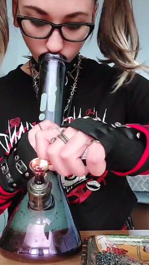 Smoking Blowjob Alt Alternative Amateur Egirl