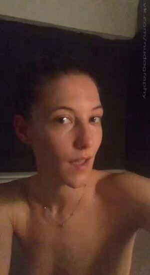 Girls Showering Bath Bathtub Boobs Celebrity