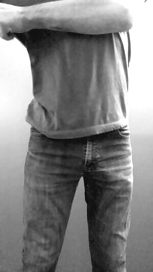 There are at least 30 people on my office today. Fuck it, I love you guys