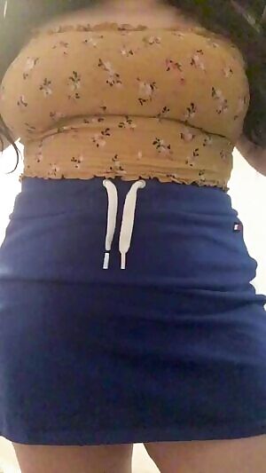 Hey guys was gone for a while cause i was sick but now i'm back! here's a nice little video 😘❤️