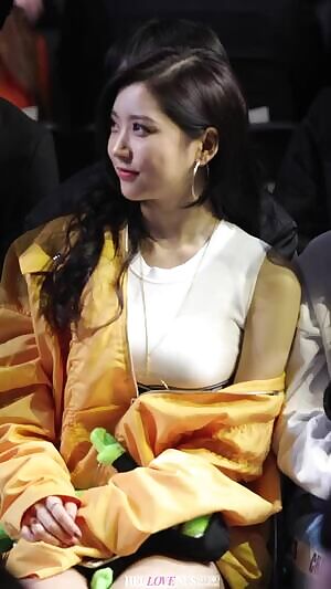 Hello Venus - Yooyoung