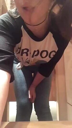 Looking to cheat for the first time. It turns me on so much. Who wants to be my first?