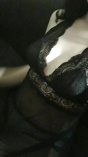 Tits in a black lace <3