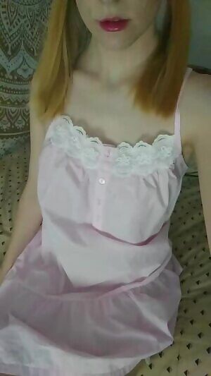 Got a new premade vid and picset up! The picset outfit is what I'm wearing in this gif 😁