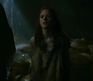 RoseLeslie