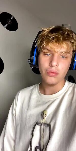 PlayStation and chill?