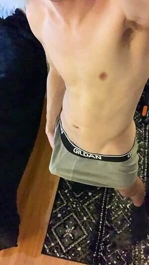 Would you get on your knees for me? PMs and chats welcome